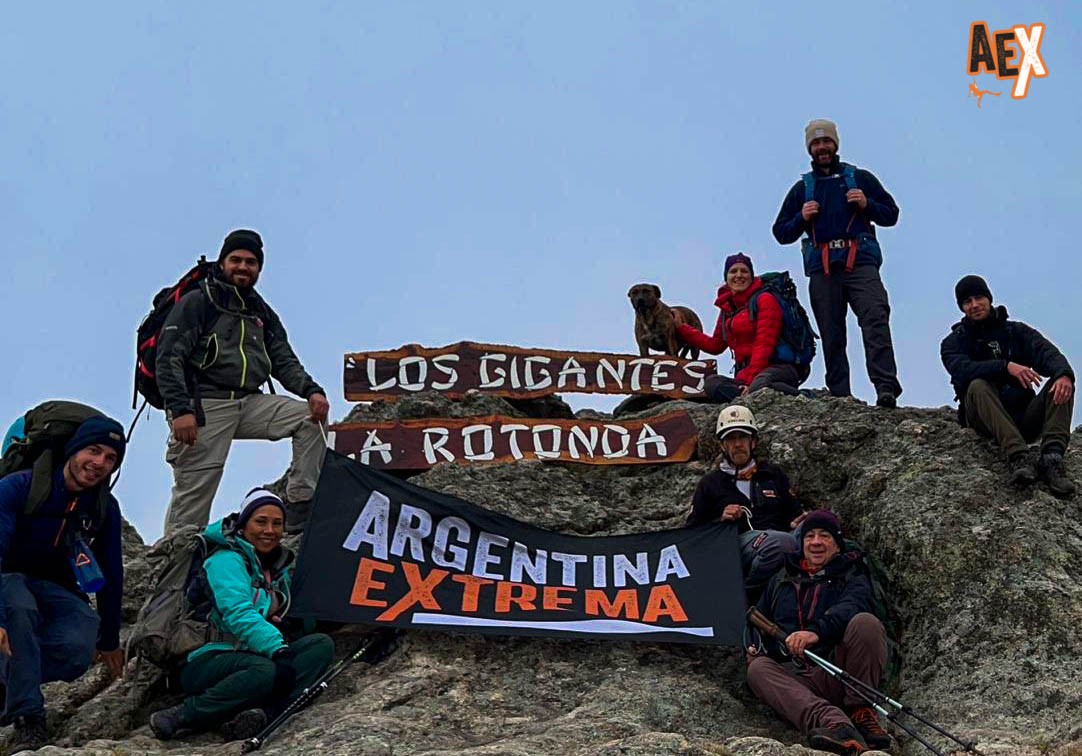 Cartel de La Rotonda Los Gigantes