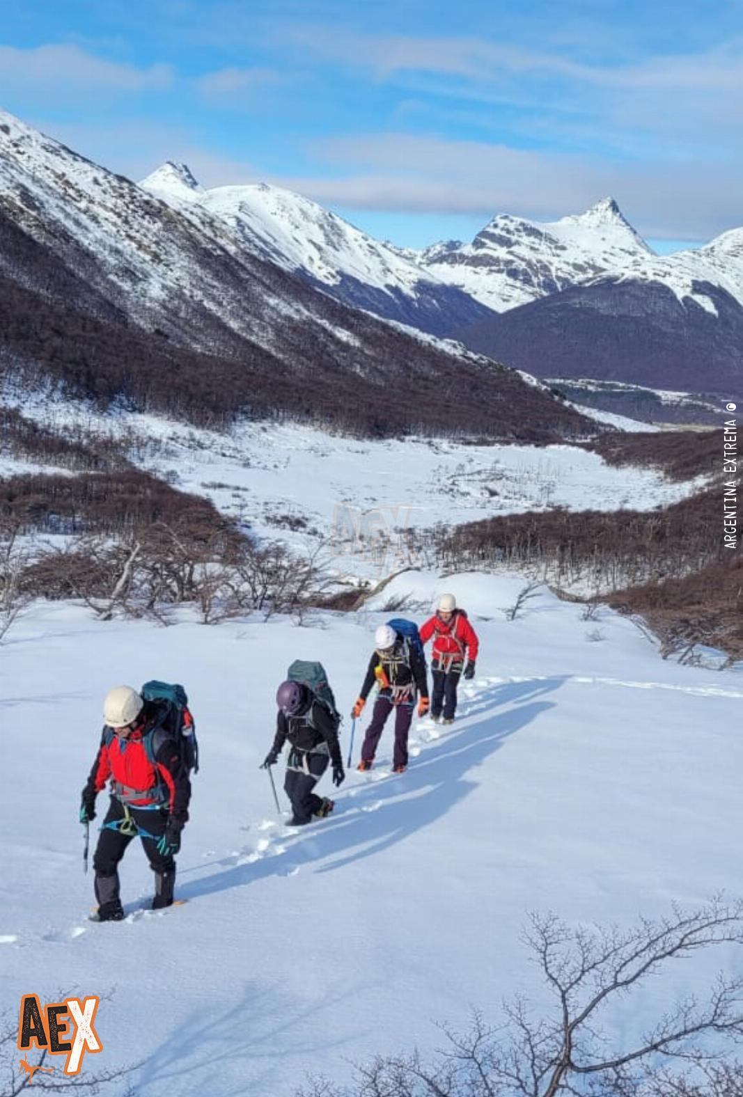 Curso de Montañismo Invernal y Escalada en Hielo - Ushuaia - MIX - Foto 0 - 