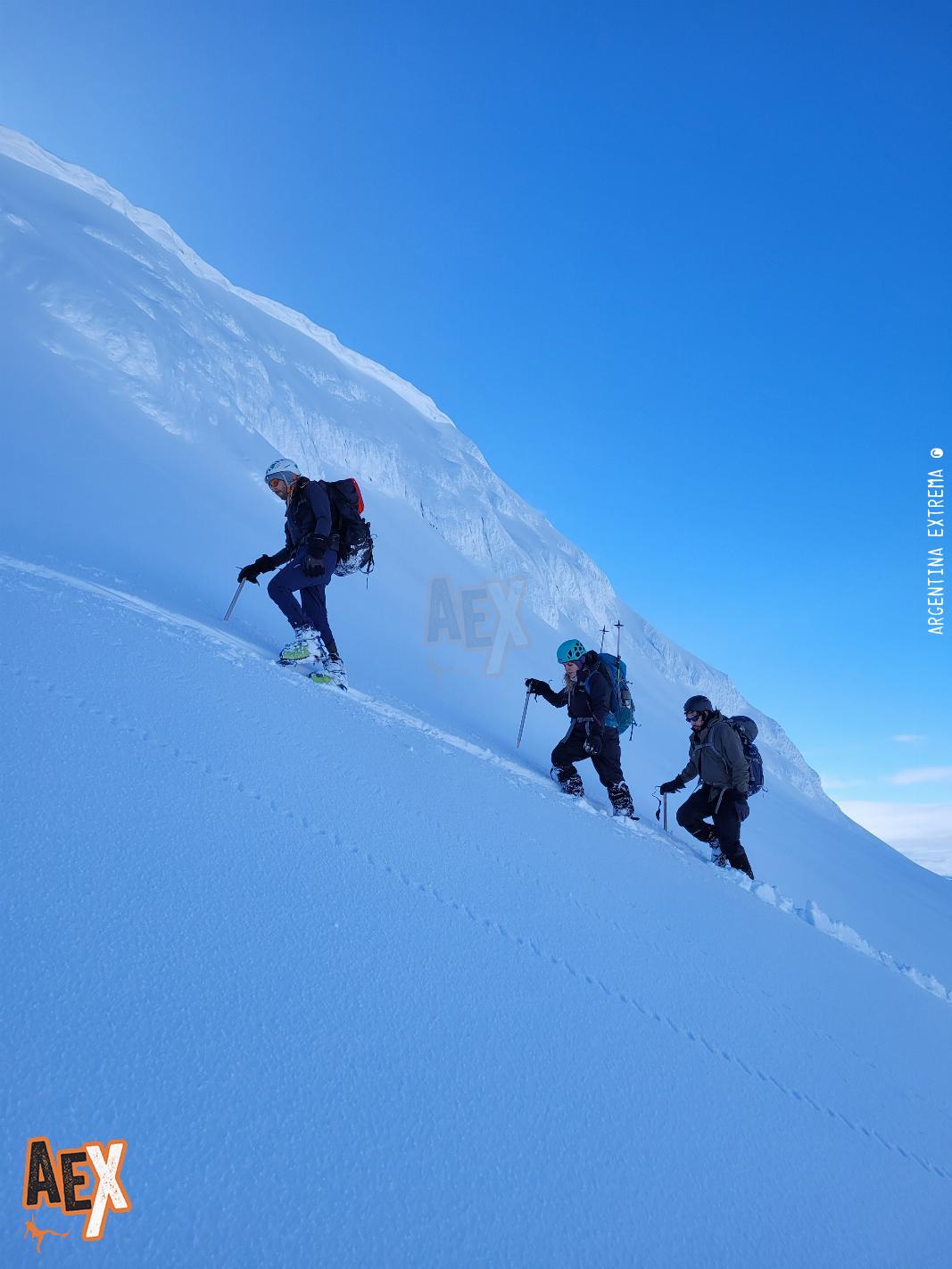 Curso de Montañismo Invernal y Escalada en Hielo - Ushuaia - MIX - Foto 0 - 