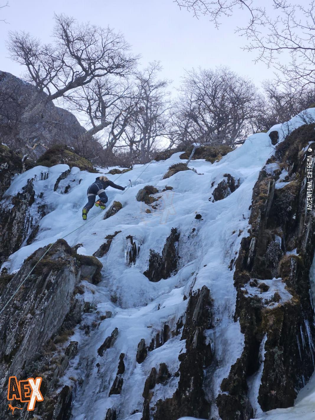 Curso de Montañismo Invernal y Escalada en Hielo - Ushuaia - MIX - Foto 0 - 