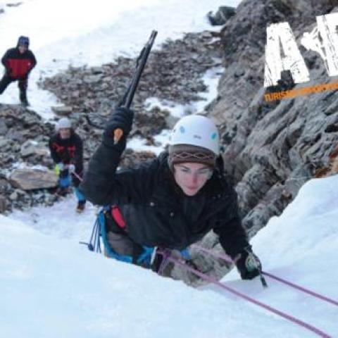 Curso de Nieve escalada en Hielo montana invernal 01