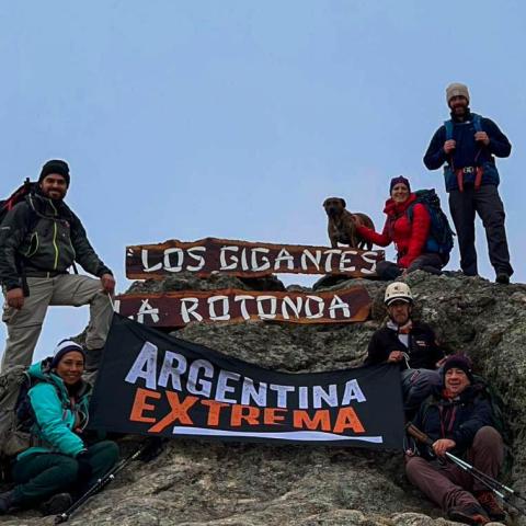 Cartel de La Rotonda Los Gigantes