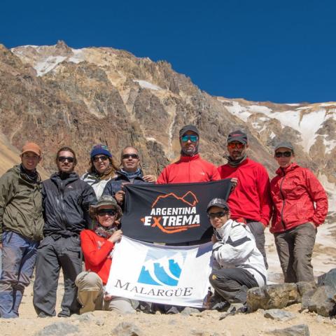 Grupo Avion de los uruguayos trekking