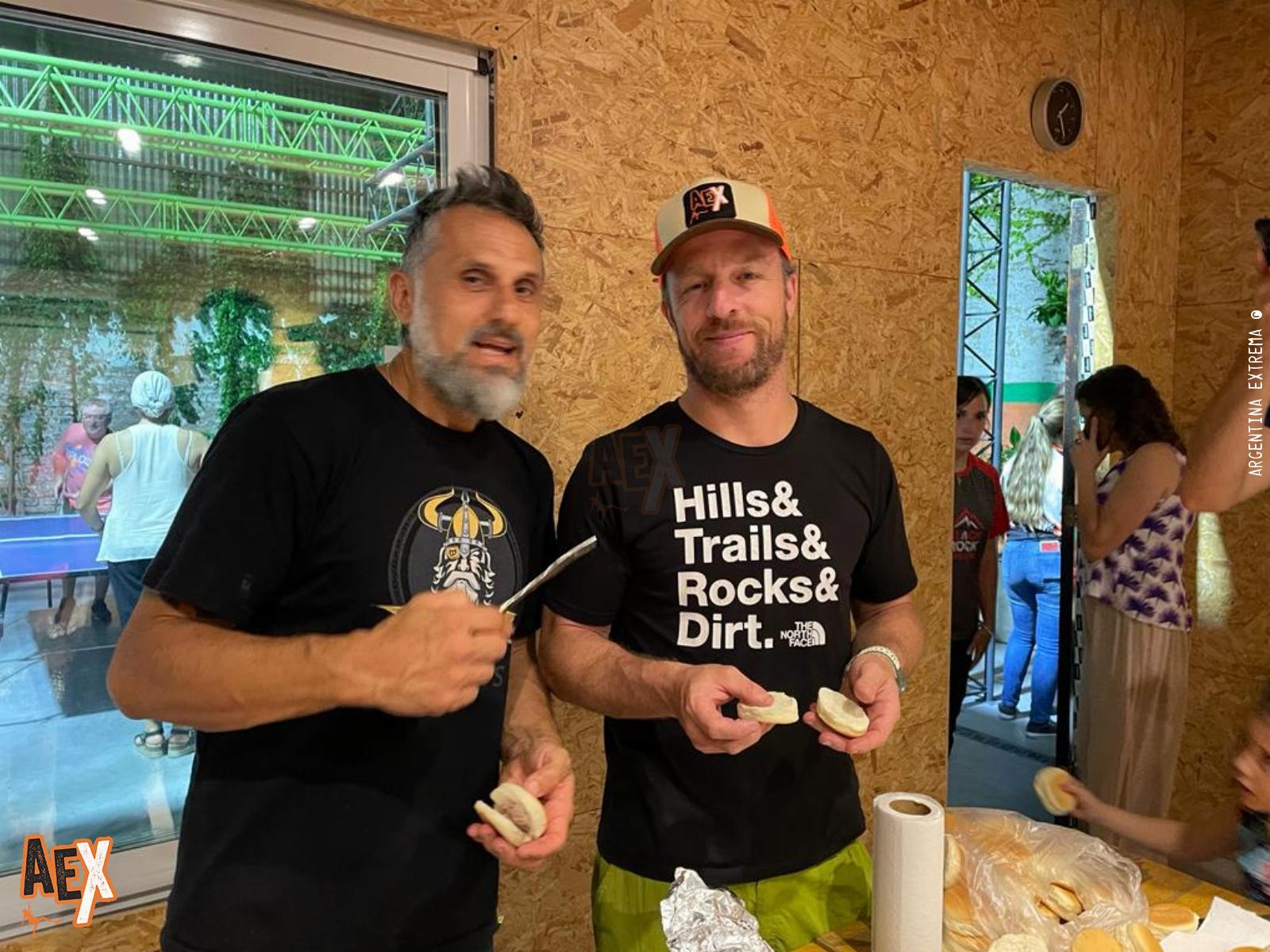 Brindis de fin de año AEX - Boulder - Ping Pong - Metegol Party