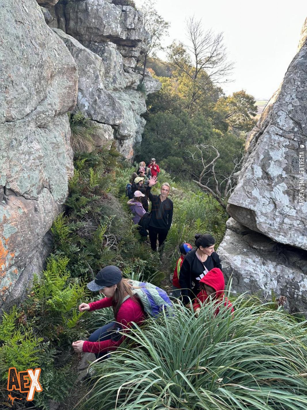 Colegios - Programa para estudiantes - Laguna La Brava - Balcarce - Trekking, escalada, kayak 