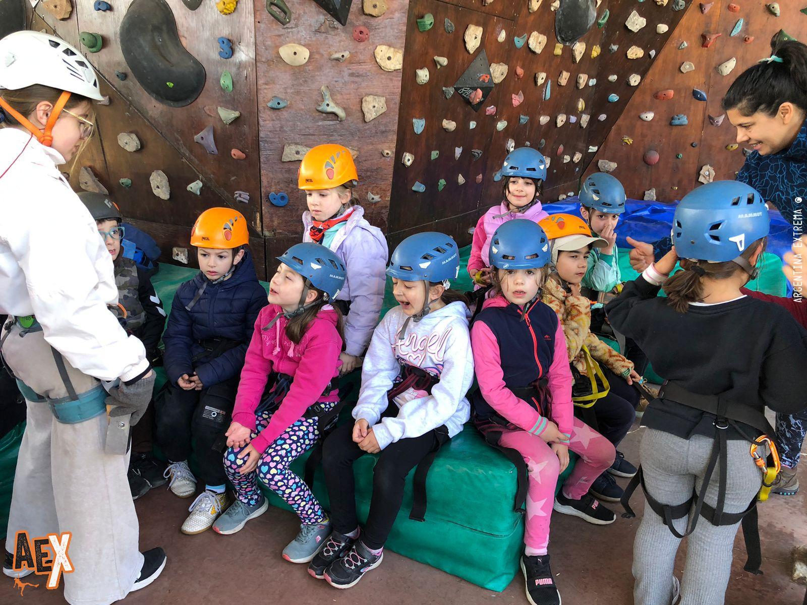Colegios - Programa para estudiantes - Laguna La Brava - Balcarce - Trekking, escalada, kayak 