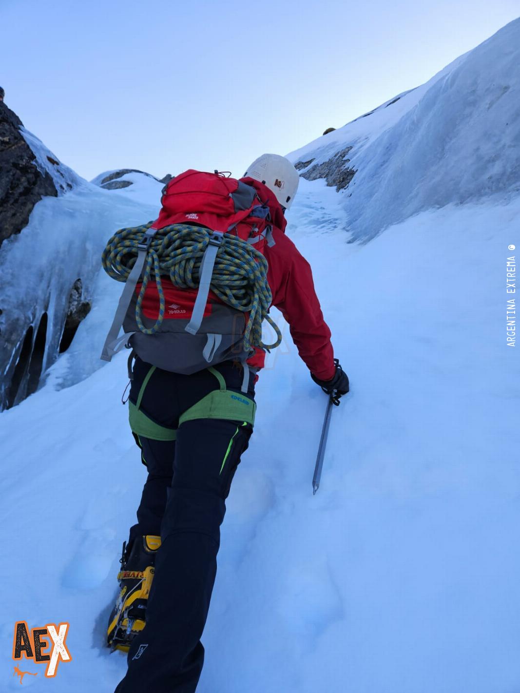Curso de escalada en Hielo - Nieve, transito glaciar y rescate en grietas  - Ushuaia, Tierra del Fuego