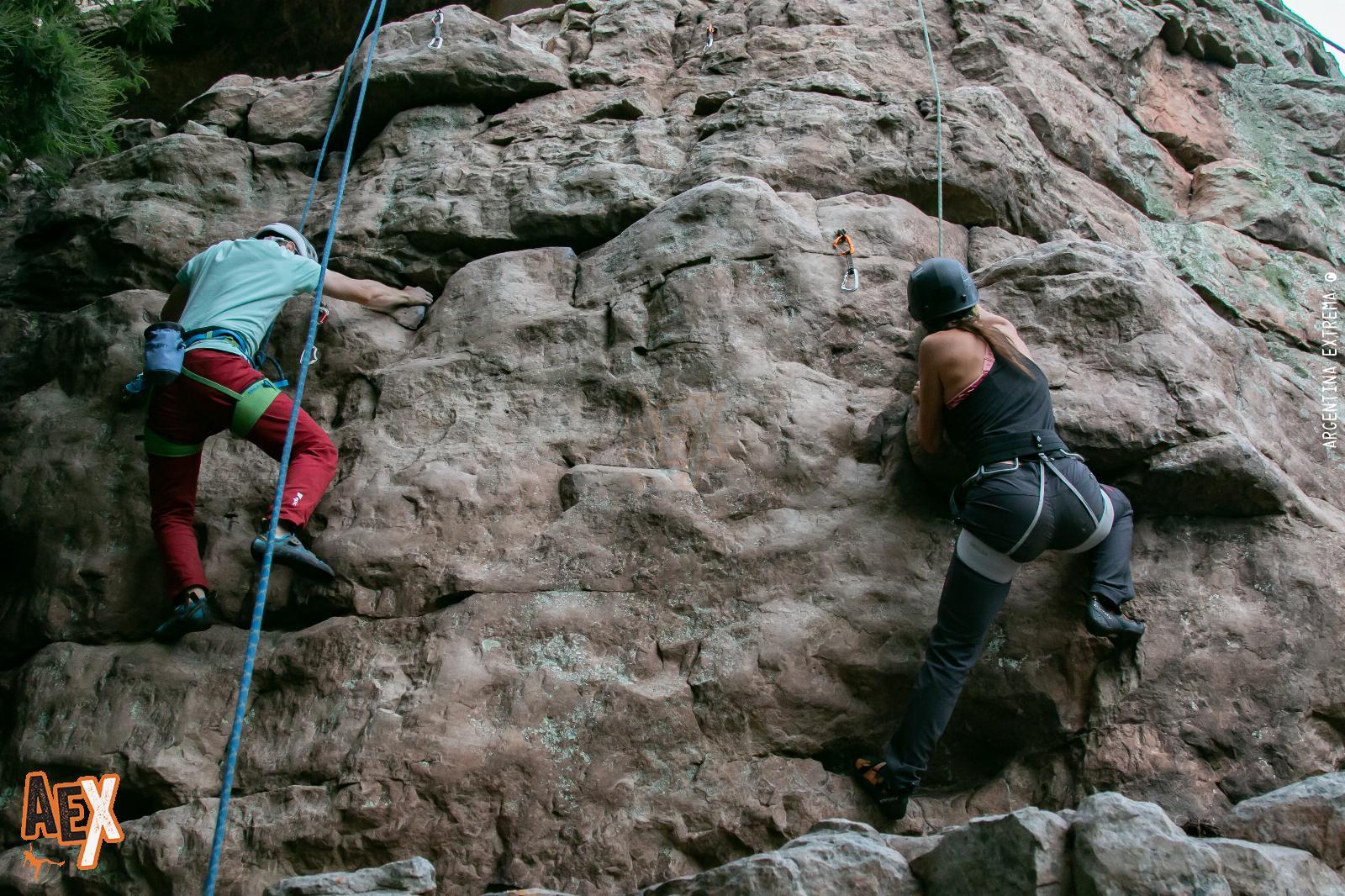 Curso de Escalada en Roca Básico Intensivo-Dictado en las sierras de Buenos Aires-2 días