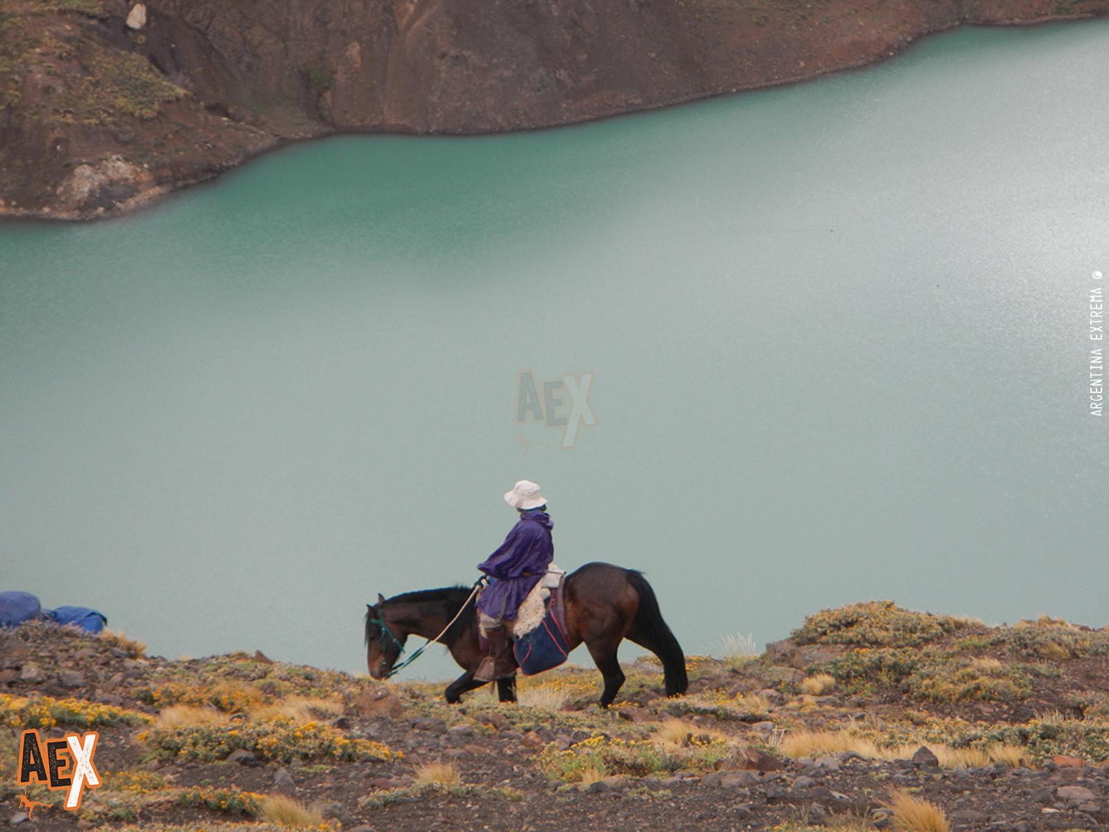 Enero - Cabalgata Doble Cruce de los Andes - Argentina-Chile, Sur de Mendoza 
