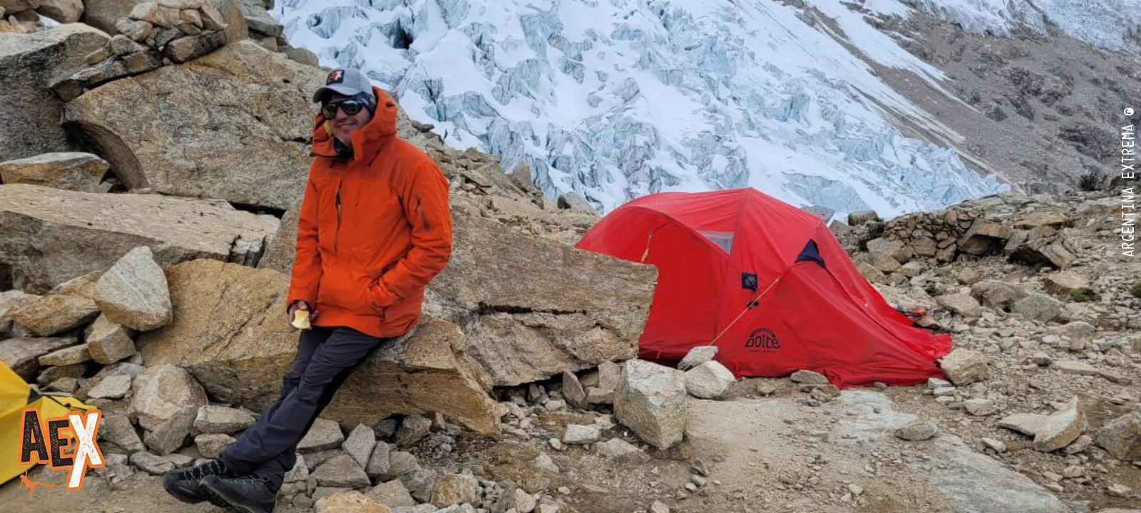 Escalada en Cordillera Blanca - Quebrada de Ishinca - Tocllaraju (6034 msnm) - Curso de escalada en hielo - Peru