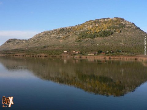  Laguna La Brava - Balcarce - Trekking, escalada, kayaking - multiaventura - Padres e hijos 