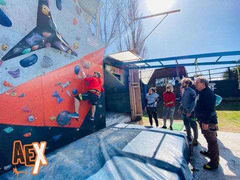 Clase y práctica de escalada - Palestra - Muro de Escalada - Buenos Aires
