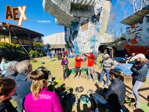 Clase y práctica de escalada - Palestra - Muro de Escalada - Buenos Aires