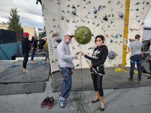 Clase y práctica de escalada - Palestra - Muro de Escalada - Buenos Aires