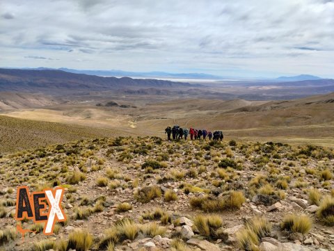 Nevado de Chañi - ascenso ruta Oeste  - El Moreno - Jujuy - trekking y montañismo de altura - 5896 msnm