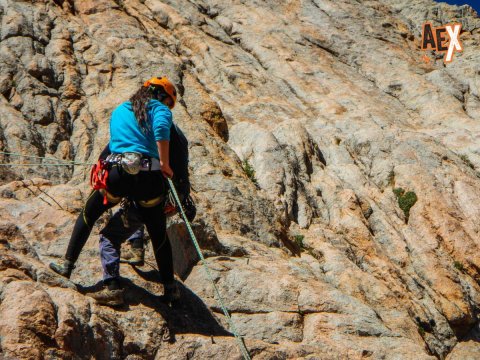 Escalada en Roca en el Cajón de Arenales - Mendoza