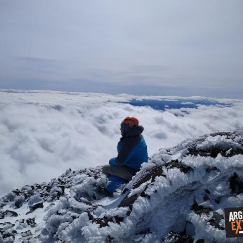 Volcán Llaima, Chile. Ascenso a cumbre. Trekking, exploración y montañismo