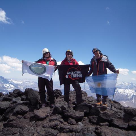 Cerro El Sosneado - El último 5000 - Expedición de montaña a cumbre - Mendoza