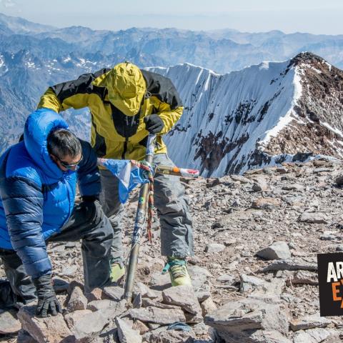 Ascensión Cerro Aconcagua - Mendoza - Ascenso a cumbre