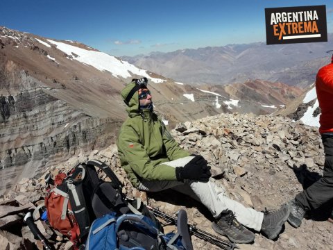 descanso cerca de la cumbre