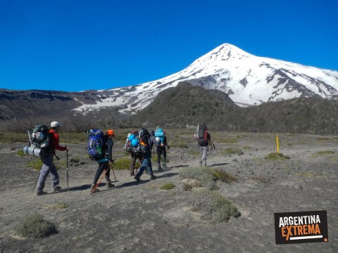ascenso volcan lanin trekking argentina extrema 017