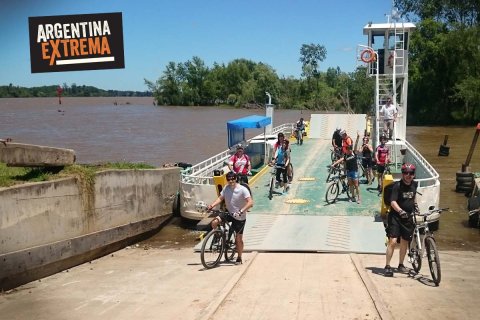 Cruce del Rio Paraná de las Palmas