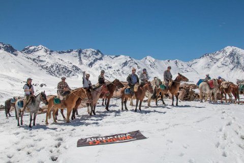 Grupo de JInetes en las Termas de Correa (Condiciones esepcionales)
