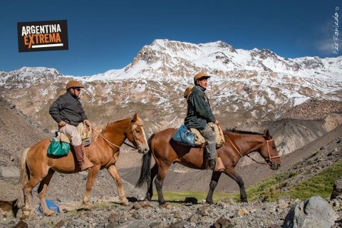 Cabalgando al paso