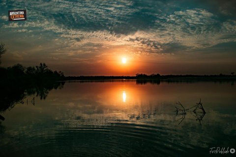 Atardecer sobre el Rio Corrientes