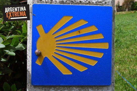 Compostela del camino de santiago de compostela en mtb