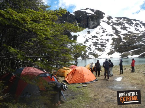 Campamento en la Laguna del Caminante