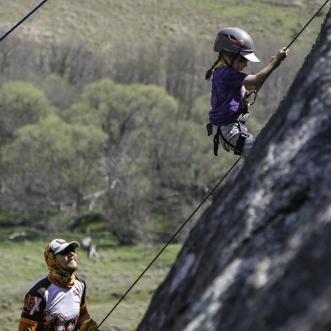Curso de Escalada básico - trekking y campamentismo - Azul 