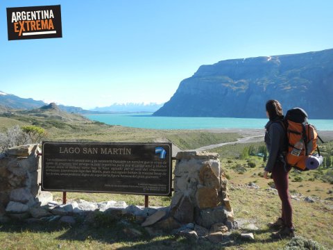 cartel del Lago Sanmartin en Estancia El Condor
