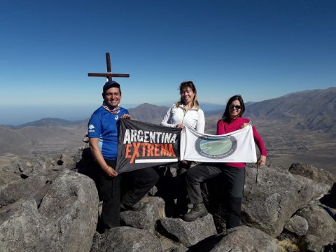 en la cumbre del Ñuñorco
