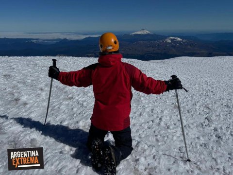 Villarrica y Quetrupillan desde la cumbre del Lanin