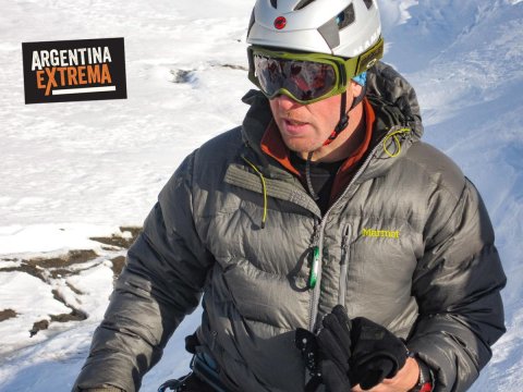 Curso de Iniciación al montañismo invernal - Escalada en Hielo - Trekking en nieve