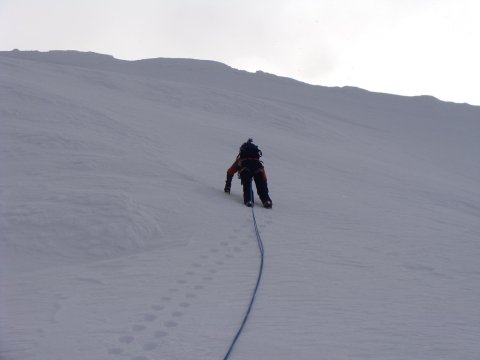 Winter Mountaineering - Beginners - Ice climbing Course - Winter trekking - Vallecitos - Cordón del Plata, Mendoza