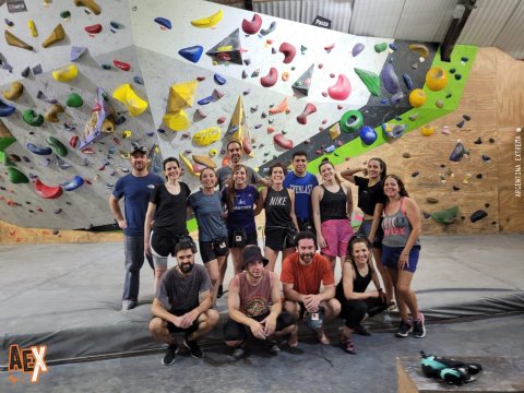 Climbing and Bouldering Training - Climbing Wall and Gym - Buenos Aires