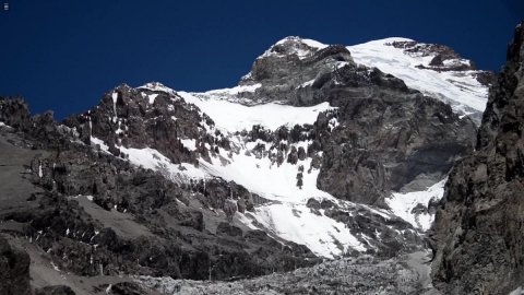 expedicion a cumbre de aconcagua por ruta 360 proyecto argentinos al aconcagua 927