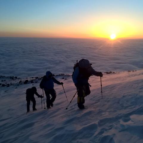 Ascenso al Monte Elbrus (5642 msnm) - 7 Summits - Rusia - Europa - Viaje grupal desde Argentina 