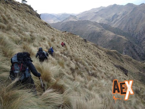 Trekking Los Cocos -Dique los Alazanes-Cerro Uritorco-Capilla del Monte; Valle de Punilla, Córdoba 
