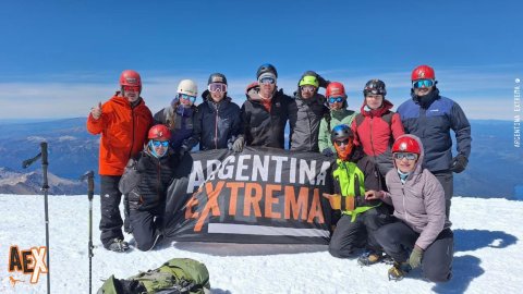 Lanin - Ascenso al volcán de 3776 msnm - San Martin de los Andes - Patagonia 