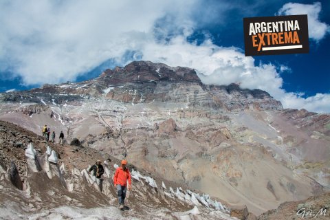 Trekking Cerro Aconcagua - Plaza Francia y Plaza de Mulas (4350 msnm) - Coloso de América 
