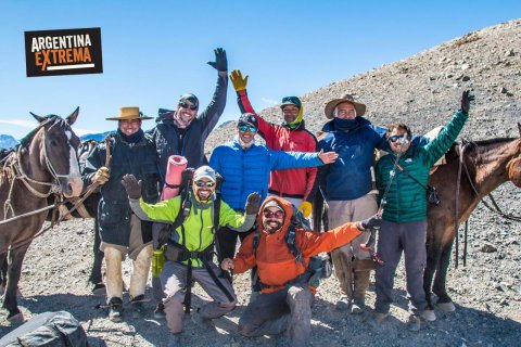 Trekking Cruce de los Andes - Paso el Portillo y Paso Piuquenes - Trekking De Mendoza a Chile  