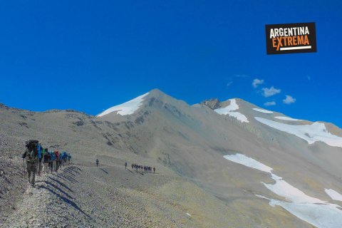 Trekking Cruce de los Andes - Paso el Portillo y Paso Piuquenes - Trekking De Mendoza a Chile  