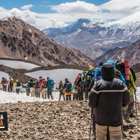 Trekking Cruce de los Andes sanmartiniano - Tunuyán, Cajón de los Arenales, refugio Real de la Cruz, Paso Portillo-Piuquenes, Santiago de Chile 