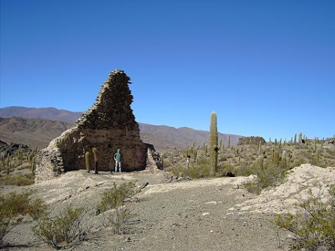 Visitando las ruinas