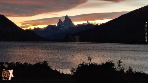 Trekking El Chalten - Travesia Vuelta al Milanesio - Lago del Desierto - Santa Cruz