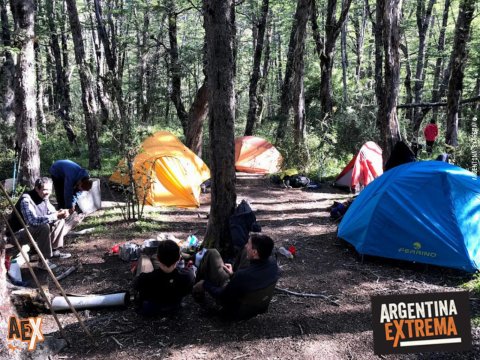 Trekking Pampa Linda - Laguna Illon - Mirada del Doctor - Paso de las Nubes - Lago Frias - Bariloche