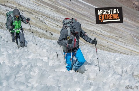 La Cara Oculta del Cerro Aconcagua - Trekking a Plaza Argentina y campos de altura - Centinela de Piedra
